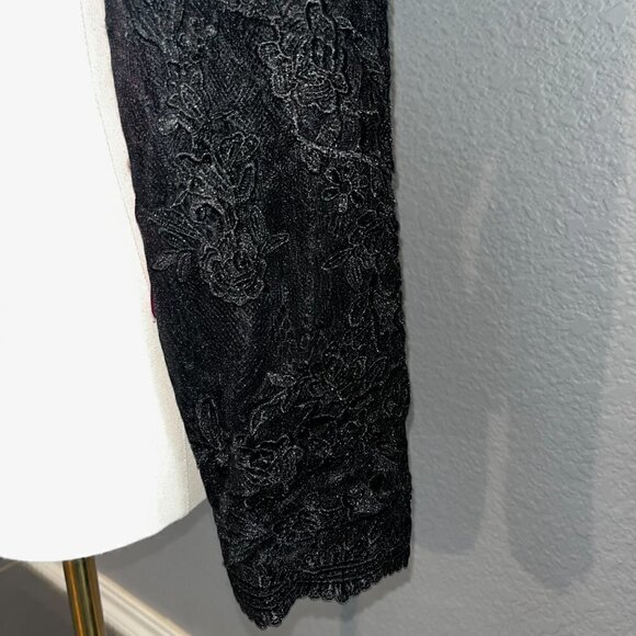 ZINNIA ELEGANS Heavy Black Lace Cropped Built in Bra Top Prom Ball Formal -NWT - Picture 6 of 13